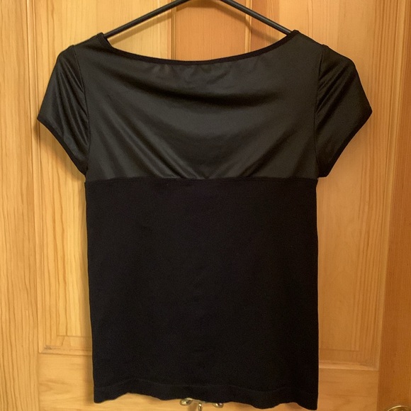 BEBE TOP - Picture 4 of 4